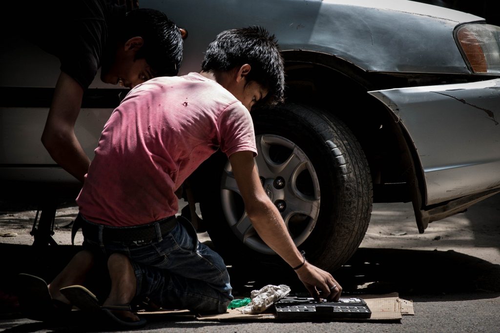 El treball infantil es concentra als països més pobres, sobretot a l'Àfrica Subsahariana, però també al Sud-est Asiàtic, l’Amèrica Llatina i el Carib (suvajit/Pixabay)