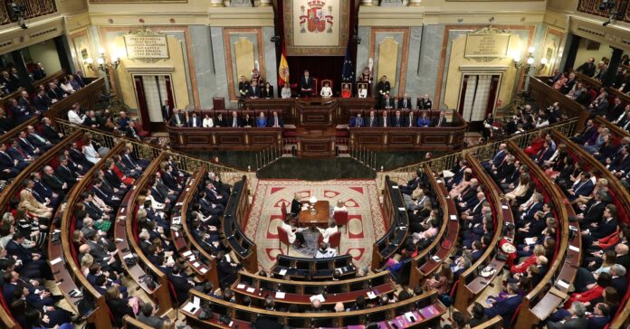 Fins ara, al Congrés dels Diputats d'Espanya només s’hi podia parlar en castellà (Pool Moncloa / Fernando Calvo / Ministeri de la Presidència, Govern d'Espanya)