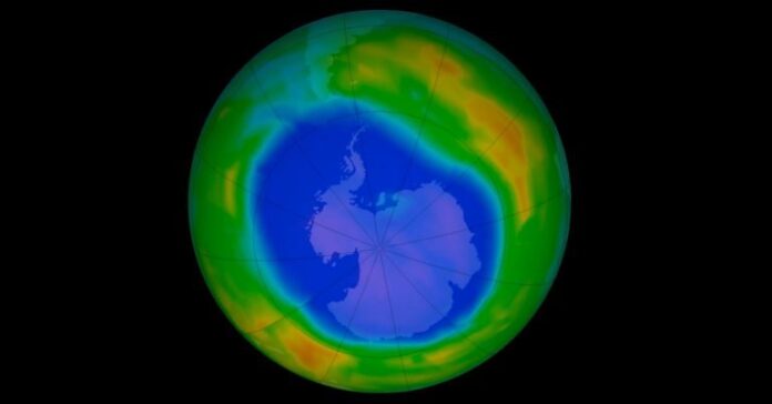 El forat de la capa d'ozó podria estar engrandint-se de nou (NASA)