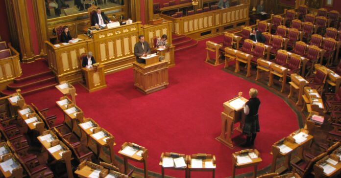 Fotografia d'arxiu del Storting o Parlament de Noruega (Røed / Wiki Commons)