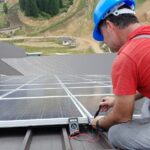 Dins de les professions verdes podrem trobar una gran varietat de professions (technician Pixabay)