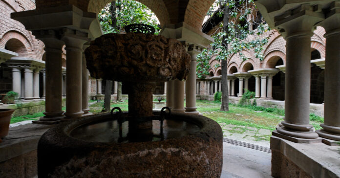 El claustre neoromànic del Monestir de Montserrat (D.G. Patrimoni Cultural/ Josep Giribet)