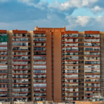La crisi de l'habitatge dificulta que moltes persones trobin un lloc digne on viure