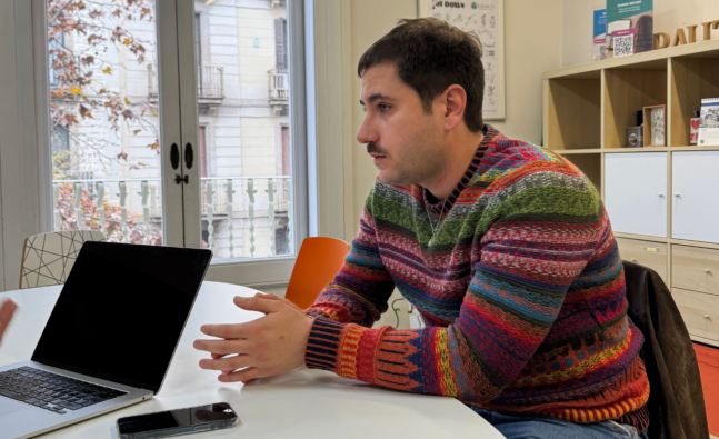 Josep Roca a la redacció de Junior Report/Junior Report