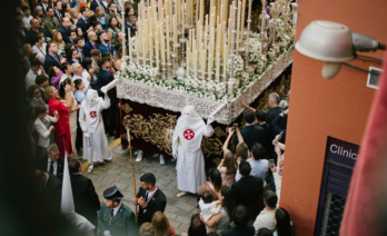 Processó de Setmana Santa a Sevilla/Pexels
